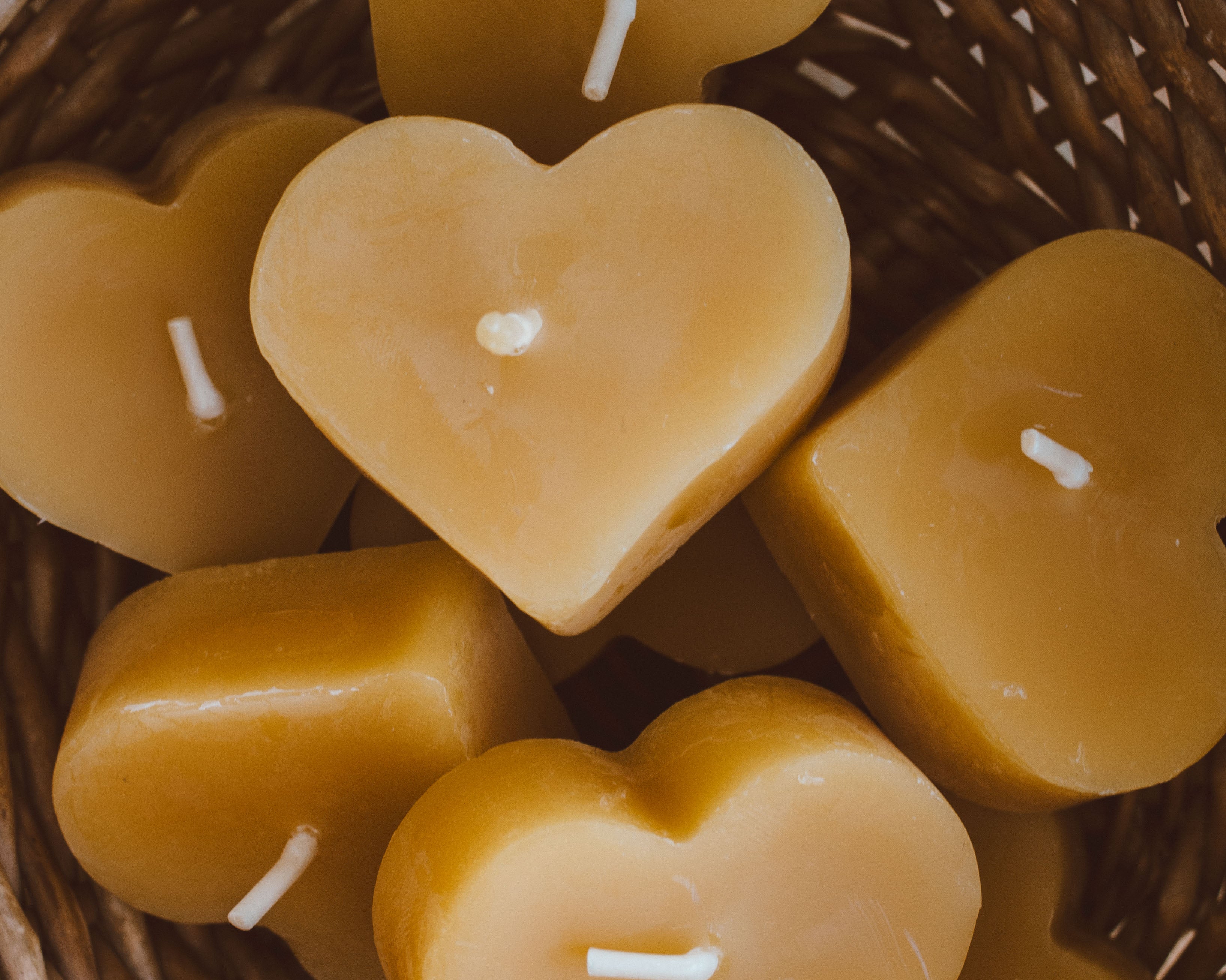 Beeswax Heart Candle by Goldrick. Natural Candles, Eco-Friendly. Perfect for eco-conscious consumers.